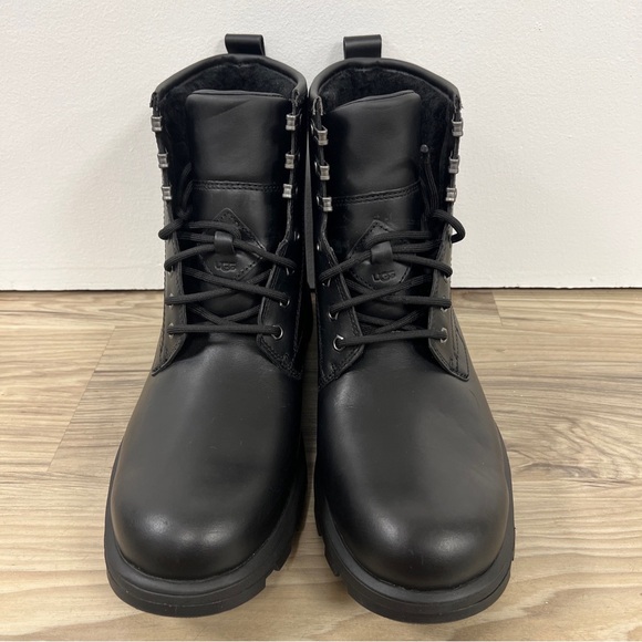 UGG KIRKSON BLACK LEATHER SHEEPSKIN MEN'S BOOTS US SIZE 9 1120992 $210 NWOB - Picture 3 of 8